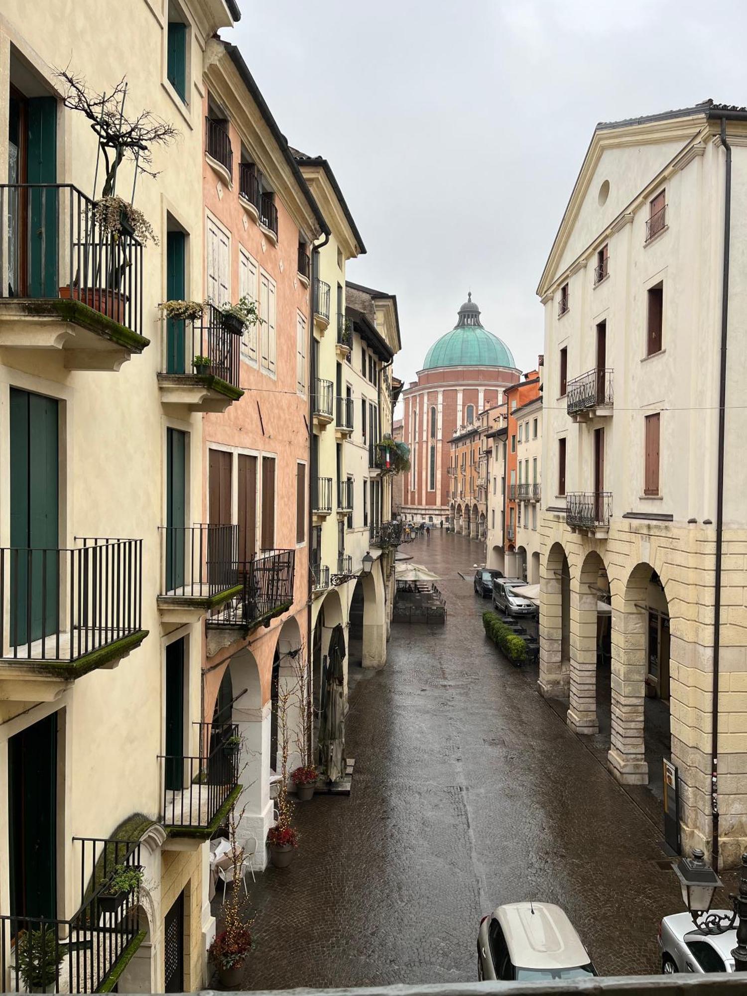 Il Campanile Apartment Vicenza Exterior photo